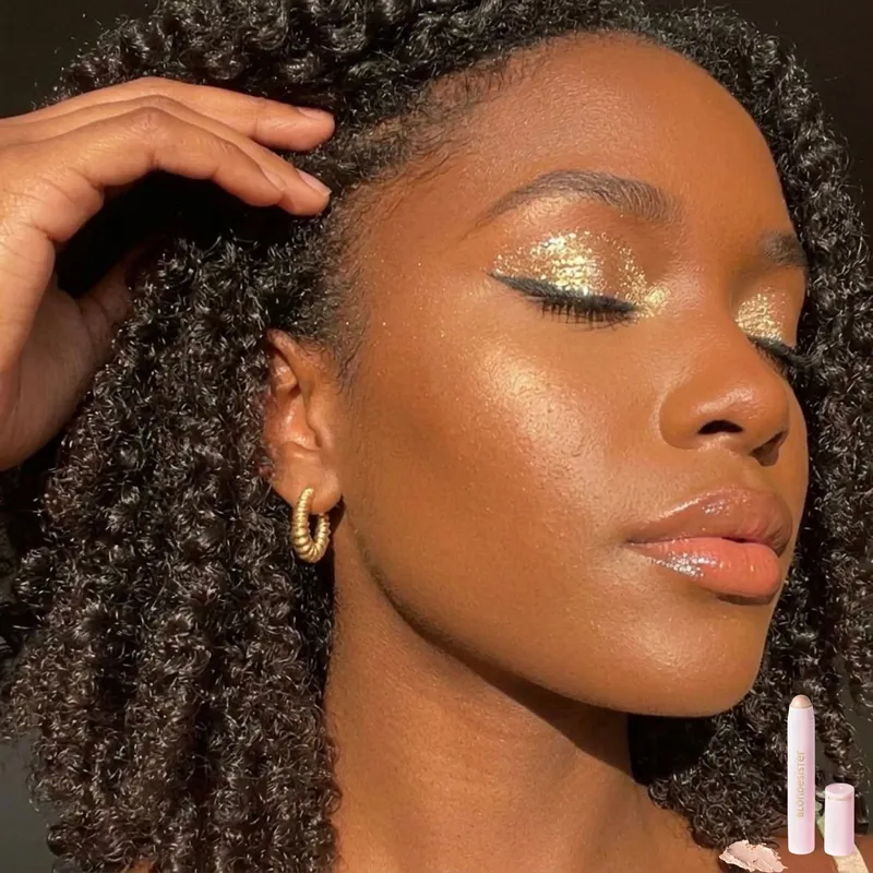 Blondesister Ready To Glow Highlighter